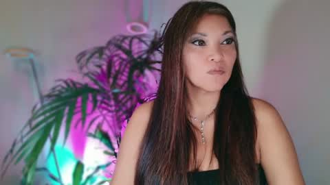 Snapshot of divinelynn chatting on 07/15/26, 02:55 DivineLynn online show from 07/15/26, 02:55