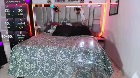 divinepearl online show from 11/04/25, 08:19