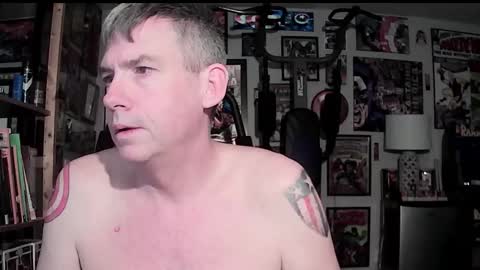 dix_handley_50 online show from 10/27/25, 12:31