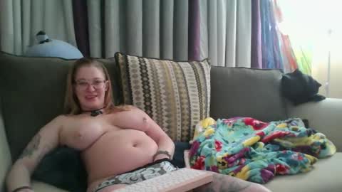 dixie_comanche online show from 12/22/24, 10:49