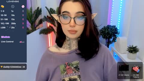 dixipixi_ online show from 12/08/24, 05:29