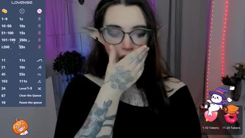 dixipixi_ online show from 11/09/25, 05:50