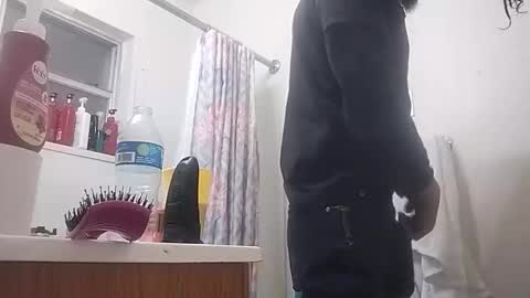 dixonbird41 online show from 02/06/26, 07:34