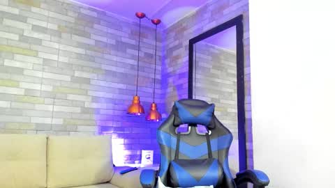 DixyPalmer online show from 10/06/25, 07:33