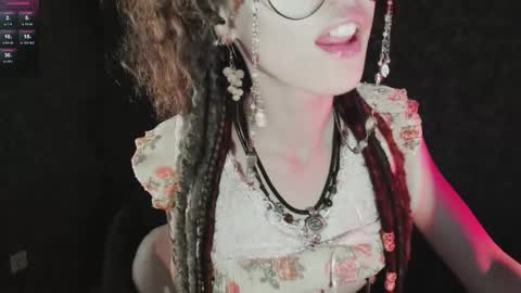 Dizer online show from 10/18/25, 03:46