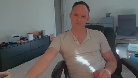 dj_diesel_rat online show from 02/04/25, 03:47