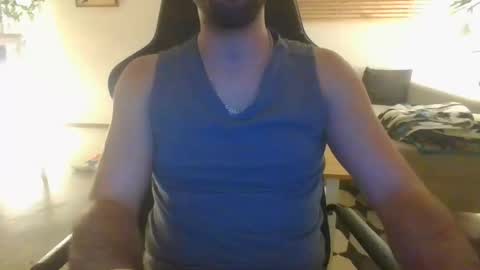 Snapshot of djokitche chatting on 01/20/25, 05:06 djokitche online show from 01/20/25, 05:06