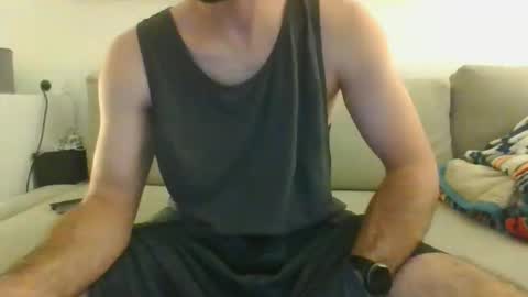 Snapshot of djokitche chatting on 05/19/26, 08:15 djokitche online show from 05/19/26, 08:15