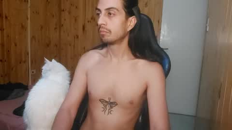 Snapshot of dmez chatting on 12/10/24, 02:27 dmez online show from 12/10/24, 02:27