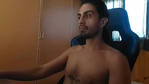 Snapshot of dmez chatting on 02/19/26, 08:27 dmez online show from 02/19/26, 08:27