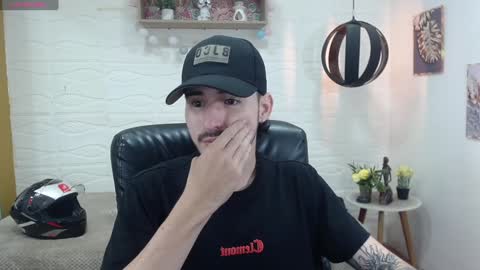 Snapshot of dmitrisanders1 chatting on 01/21/25, 08:43 Maybe in pvt online show from 01/21/25, 08:43