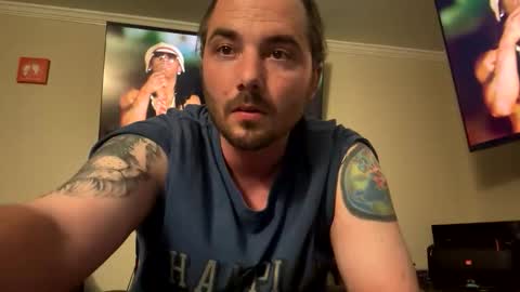 Snapshot of dmoneyyy1124 chatting on 05/17/26, 07:32 dmoneyyy1124 online show from 05/17/26, 07:32