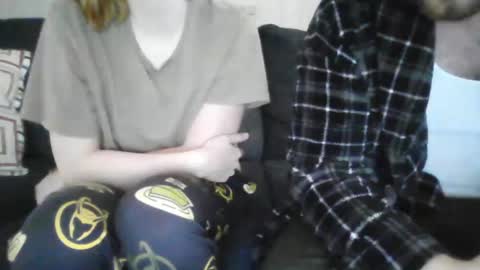 Snapshot of dmoonay chatting on 07/11/26, 08:00 BenAsh online show from 07/11/26, 08:00