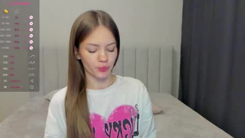 Polly and Kiriko online show from 11/08/25, 11:32