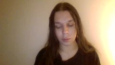 dobb582726 online show from 12/19/25, 10:44