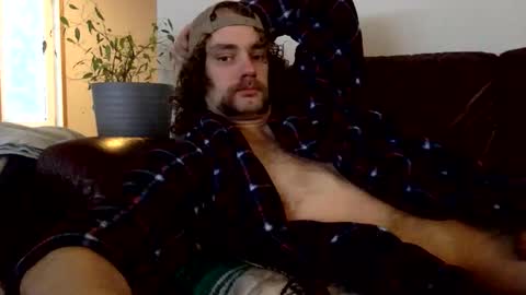 docholliday_95 online show from 12/19/25, 03:19