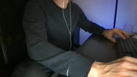 Snapshot of doctor_luv_69 chatting on 06/13/26, 10:08 doctor_luv_69 online show from 06/13/26, 10:08