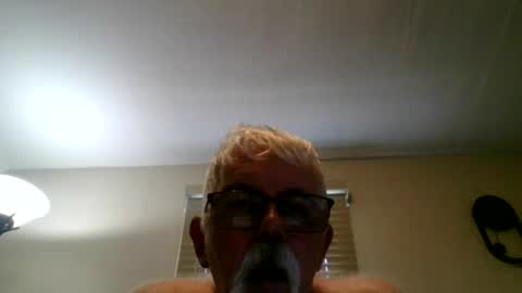 Snapshot of dodge2000guy chatting on 07/24/26, 08:07 playful online show from 07/24/26, 08:07