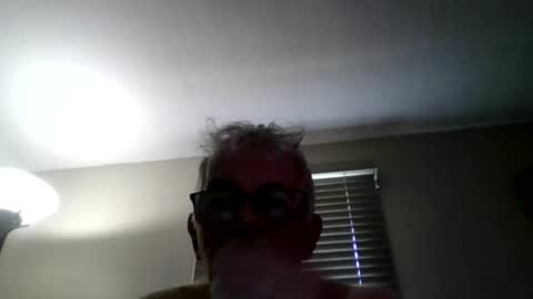 Snapshot of dodge2000guy chatting on 08/04/26, 02:52 playful online show from 08/04/26, 02:52