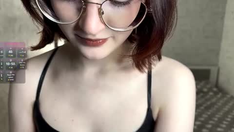 Snapshot of dodiebabikian chatting on 06/03/26, 09:09 Annie PVT IS OPEN online show from 06/03/26, 09:09