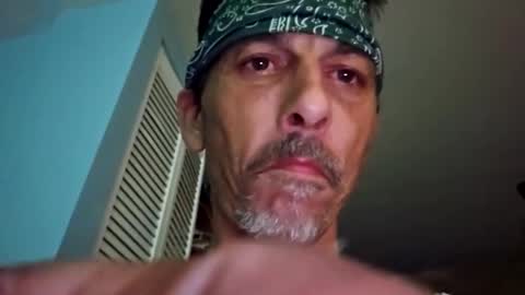 dogbone999081 online show from 09/29/25, 12:05