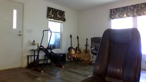 dogluc7 online show from 02/01/25, 04:44