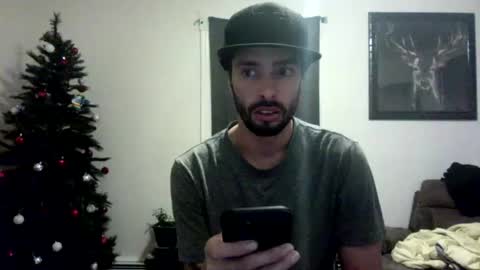 Snapshot of doingmek9 chatting on 12/24/24, 10:33 doingmek9 online show from 12/24/24, 10:33