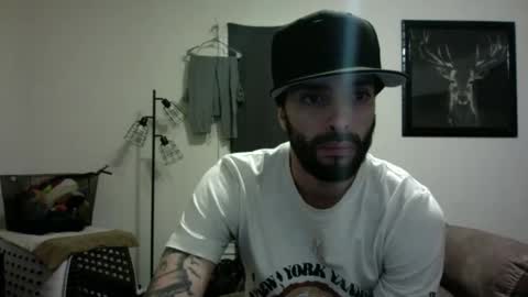 Snapshot of doingmek9 chatting on 02/17/25, 02:53 doingmek9 online show from 02/17/25, 02:53