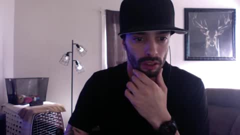 Snapshot of doingmek9 chatting on 02/23/25, 02:35 doingmek9 online show from 02/23/25, 02:35