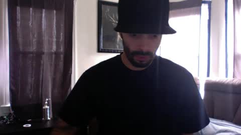 Snapshot of doingmek9 chatting on 02/27/25, 04:21 doingmek9 online show from 02/27/25, 04:21