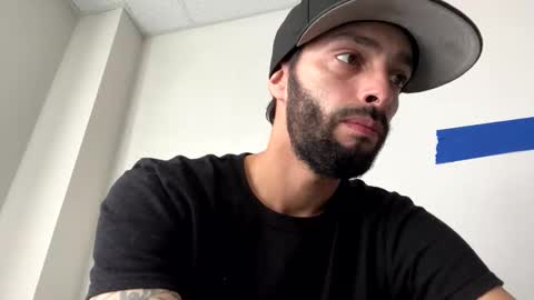 Snapshot of doingmek9 chatting on 10/15/25, 04:29 doingmek9 online show from 10/15/25, 04:29