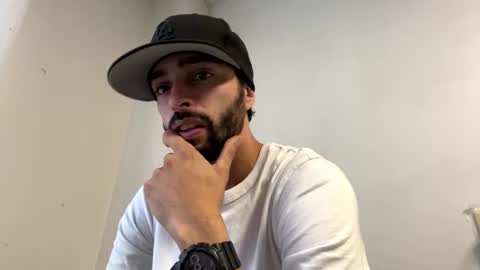 Snapshot of doingmek9 chatting on 11/08/25, 02:17 doingmek9 online show from 11/08/25, 02:17