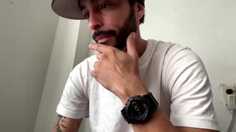 Snapshot of doingmek9 chatting on 11/09/25, 12:47 doingmek9 online show from 11/09/25, 12:47