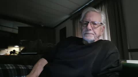 Snapshot of doingmyself69 chatting on 03/04/25, 12:50 doingmyself69 online show from 03/04/25, 12:50