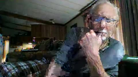 Snapshot of doingmyself69 chatting on 10/13/25, 11:38 doingmyself69 online show from 10/13/25, 11:38