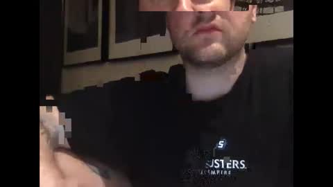 Snapshot of dolce555 chatting on 03/06/25, 11:31 dolce555 online show from 03/06/25, 11:31