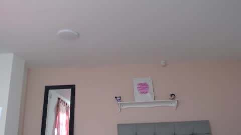 Dolce online show from 11/27/25, 12:18