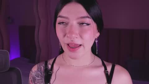 Dolcexx online show from 12/17/25, 08:04