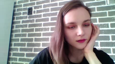 dolcezza_ online show from 04/01/26, 01:41