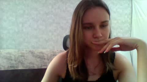 dolcezza_ online show from 05/06/26, 10:42