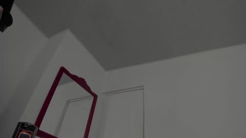 Ludika Santiago online show from 12/20/24, 03:42