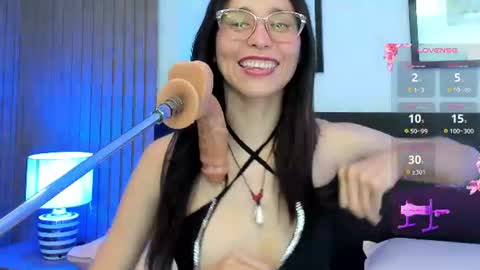Bella  online show from 07/12/26, 08:00