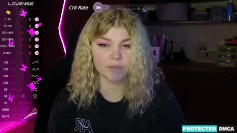 Snapshot of doll_chloe_ chatting on 12/06/24, 07:10 Chloe online show from 12/06/24, 07:10