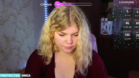 Snapshot of doll_chloe_ chatting on 12/17/24, 07:07 Chloe online show from 12/17/24, 07:07