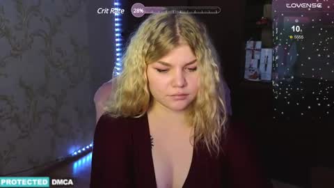 Snapshot of doll_chloe_ chatting on 12/17/24, 01:16 Chloe online show from 12/17/24, 01:16