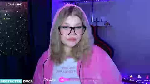 Snapshot of doll_chloe_ chatting on 12/29/24, 09:20 Chloe online show from 12/29/24, 09:20