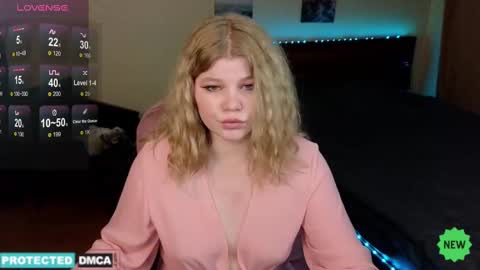 Snapshot of doll_chloe_ chatting on 02/12/25, 03:49 Chloe online show from 02/12/25, 03:49