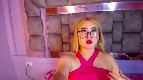 Kitty online show from 07/07/26, 11:58