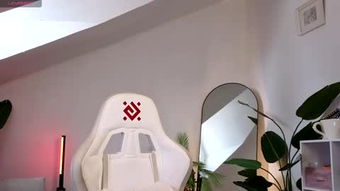 Your doll Lesli online show from 09/30/25, 06:29