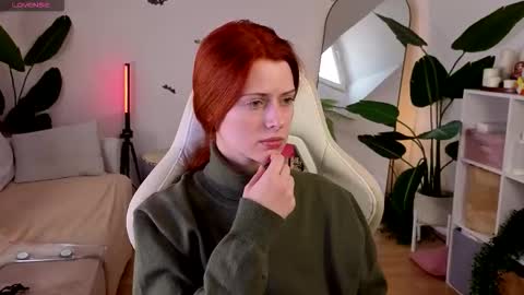 Your doll Lesli online show from 10/27/25, 09:13